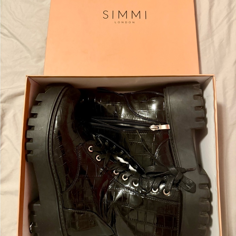 Simmi london platform boots